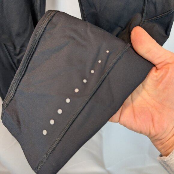 Lululemon Fast Free Crop (19 )Black size 6 in EUC - Picture 6 of 10